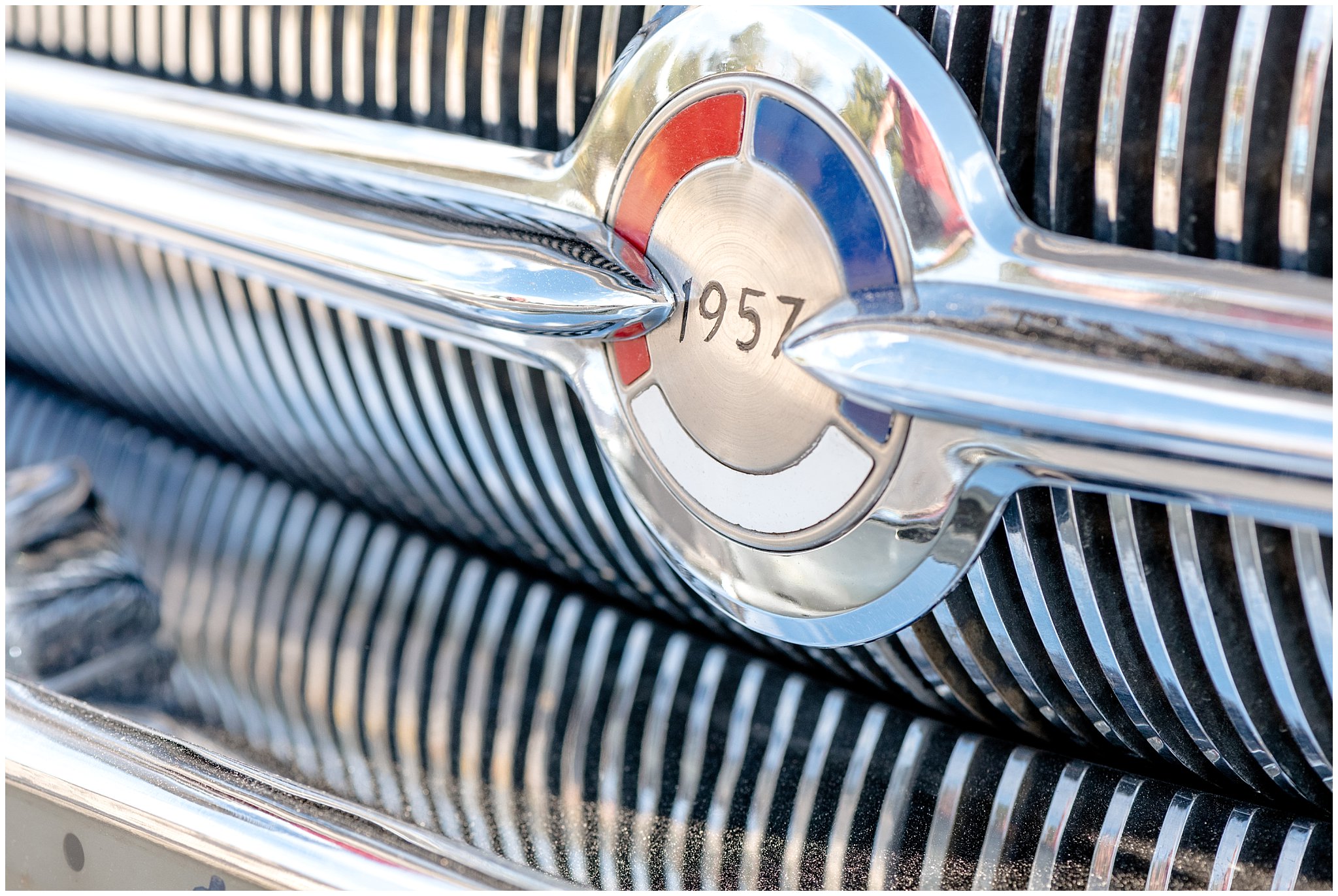 Front of 1950's classic car detail shot during engagement session in Utah | Jessie and Dallin Photography | Utah Wedding Photographers