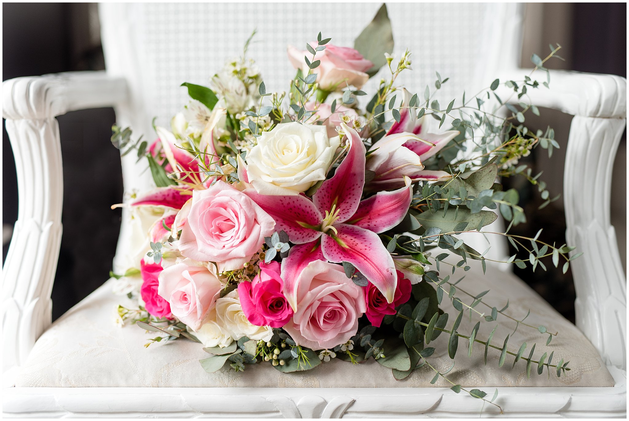 Eldrege Manor wedding reception | Spring Utah Wedding | Getting ready wedding photography | bouquet