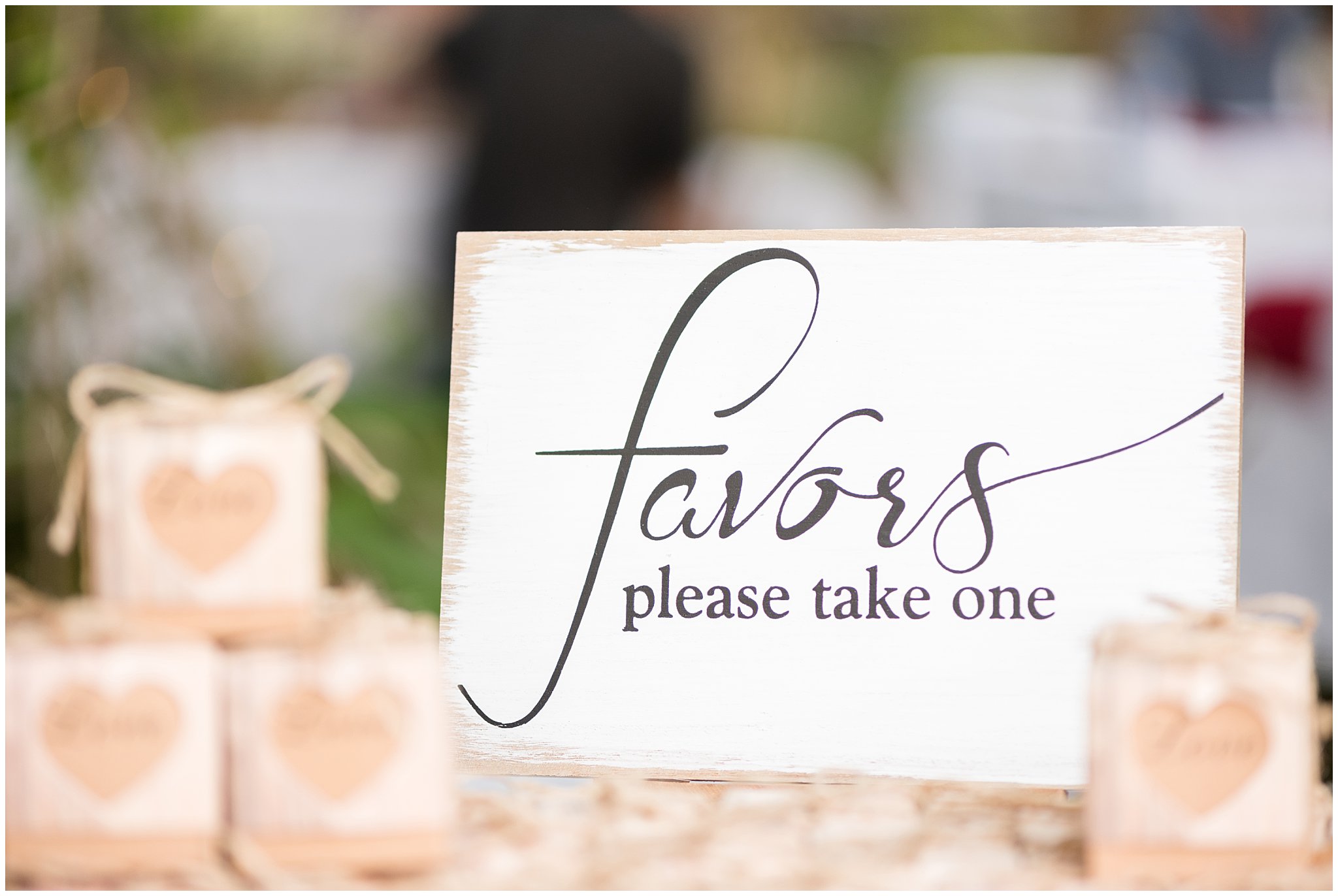 Wedding favors wooden sign | Red and Grey wedding | Davis County Outdoor Wedding | Jessie and Dallin Photography