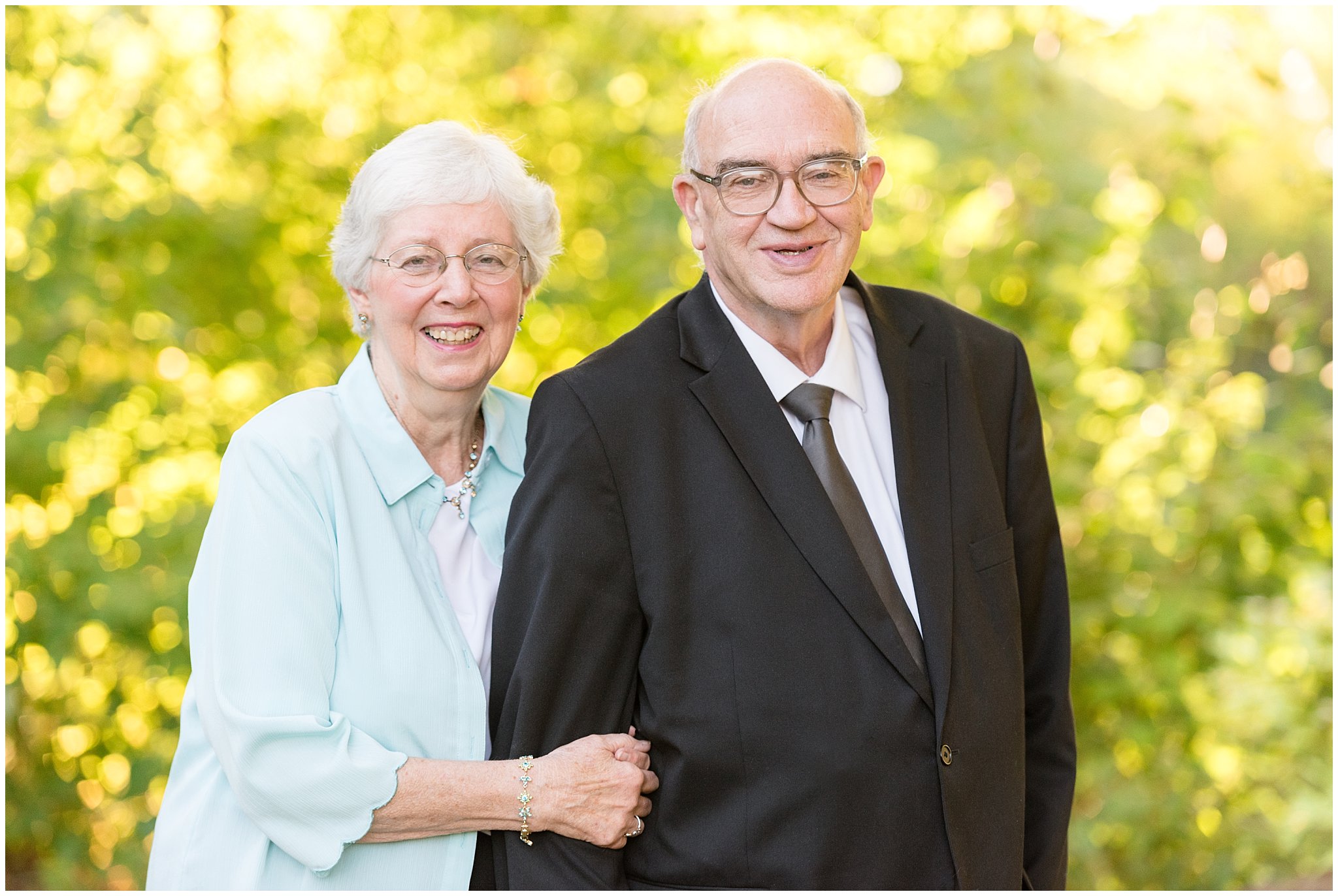 Grandparents laughing candidly at photoshoot | Layton Commons Park | Layton Couples Photographer | Jessie and Dallin