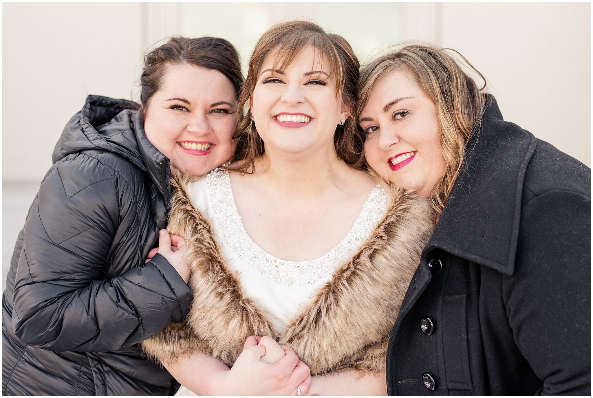 Bride with sisters | Ogden Temple Wedding | Jessie and Dallin Photography