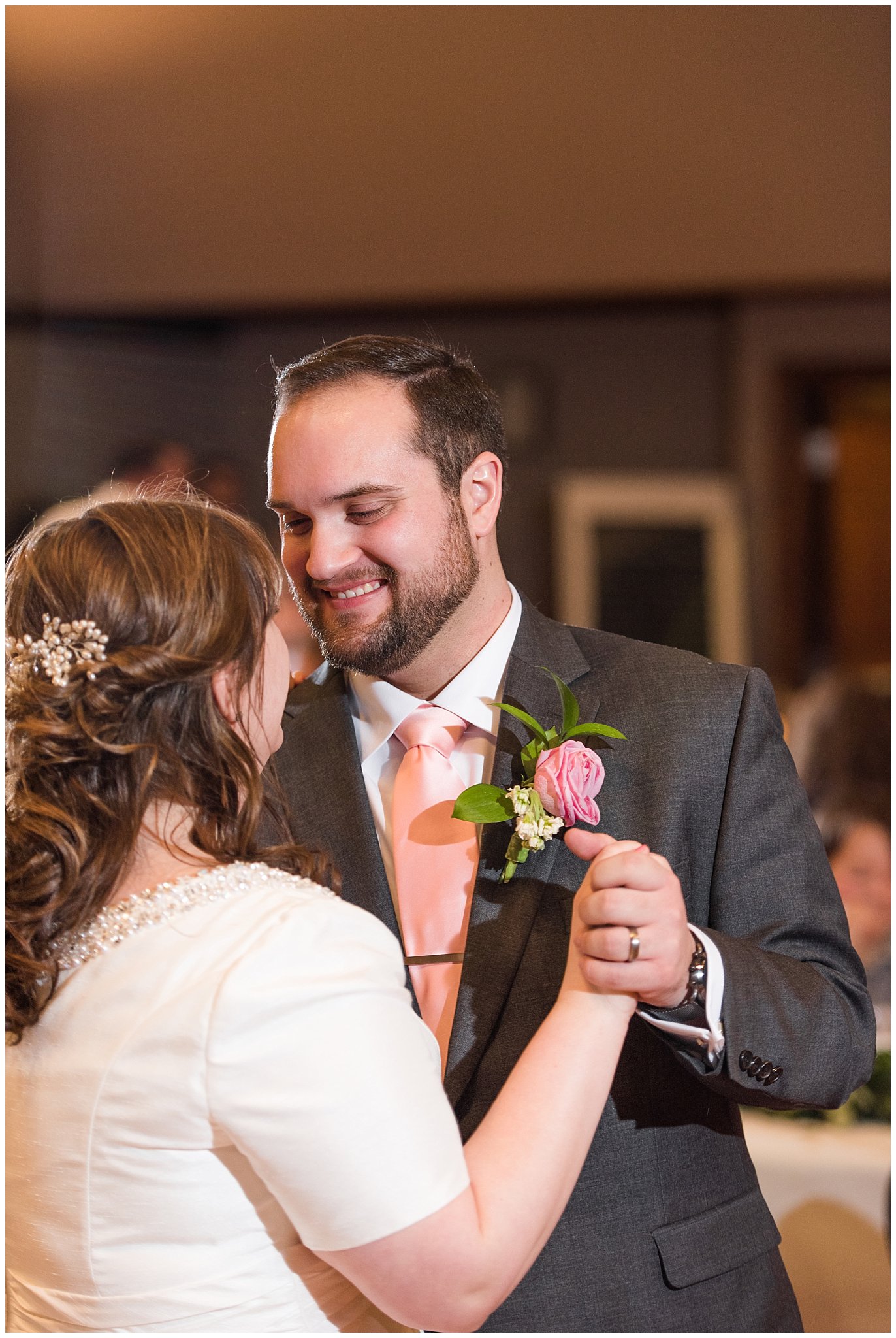 Bride and groom first dance | Ogden Temple Wedding | Jessie and Dallin Photography