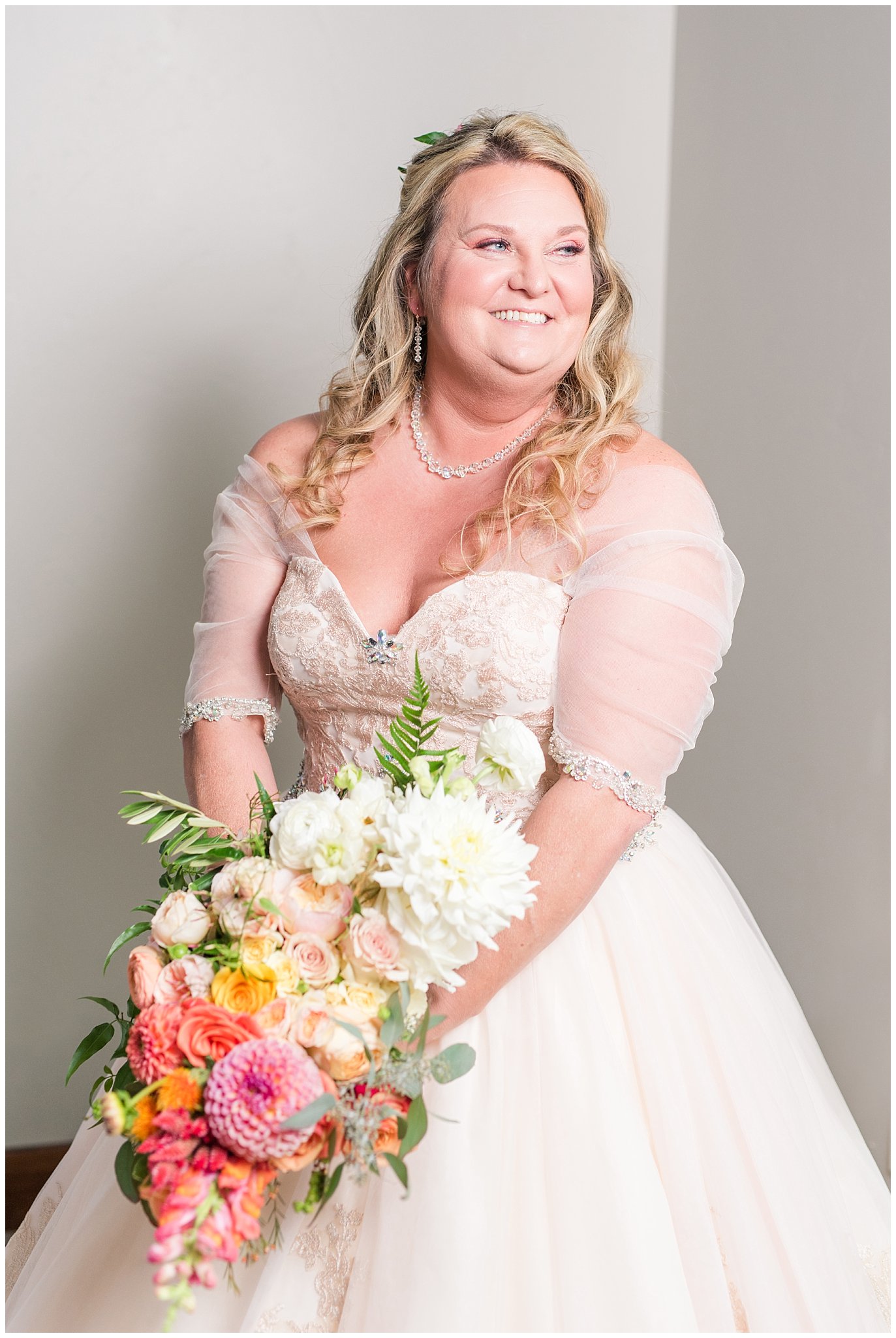 Bride getting ready | Park City Wedding at the Hyatt Centric | Jessie and Dallin Photography