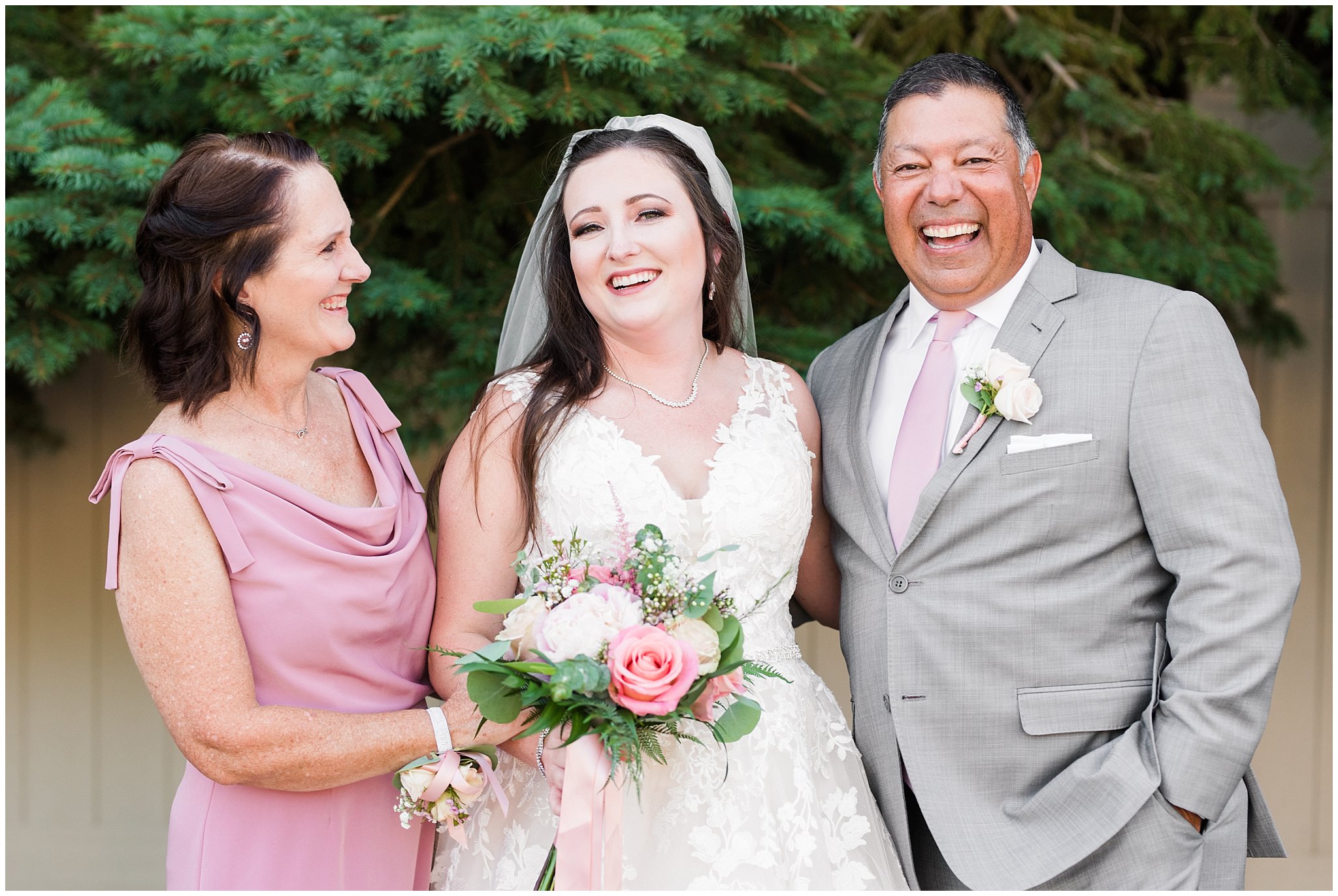 Bride and parents laugh | Oak Hills Utah Dusty Rose and Gray Summer Wedding | Jessie and Dallin Photography