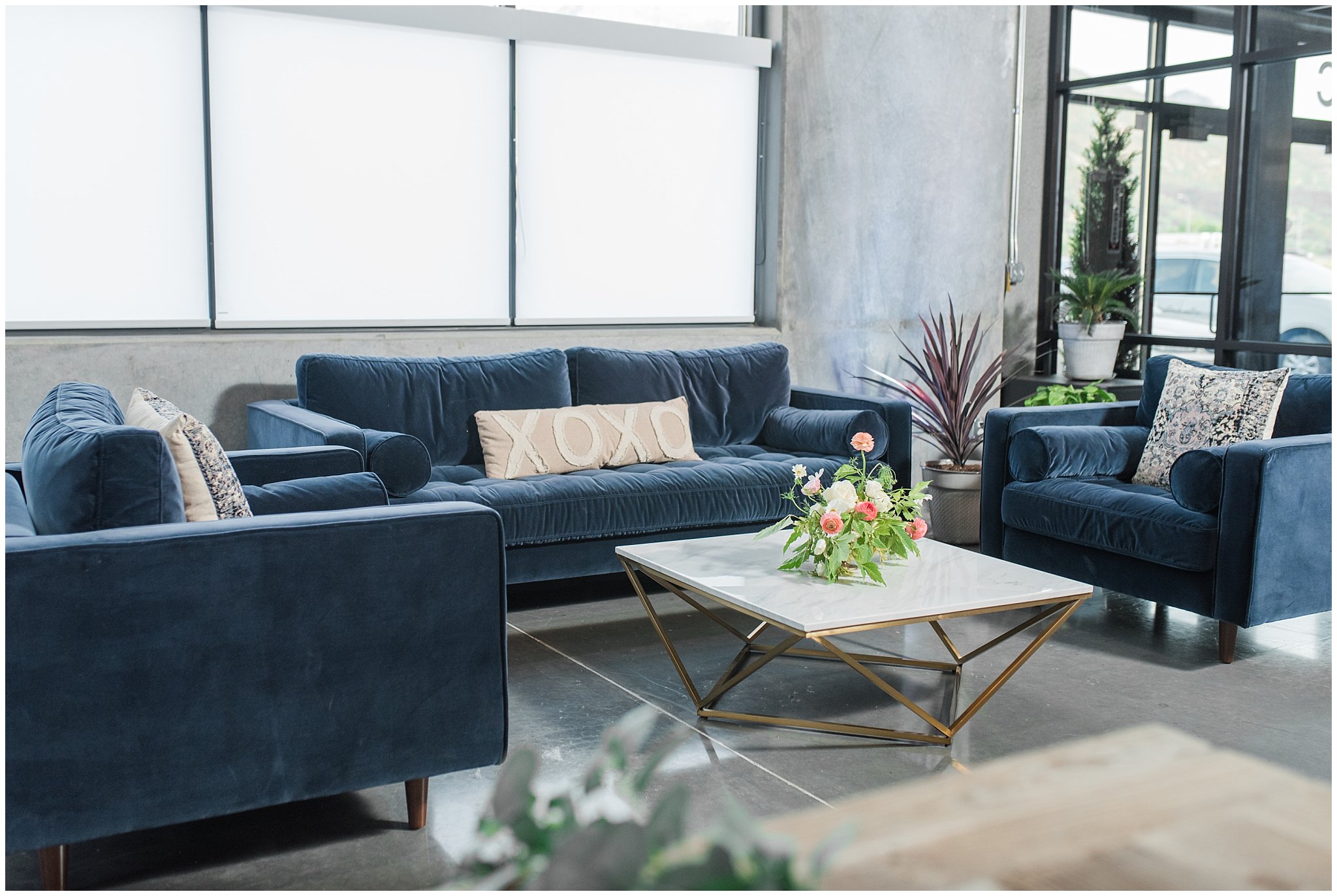 Modern style couches for guests | The Foundry | Utah Wedding Venue | Shout-out Saturday | Jessie and Dallin Photography