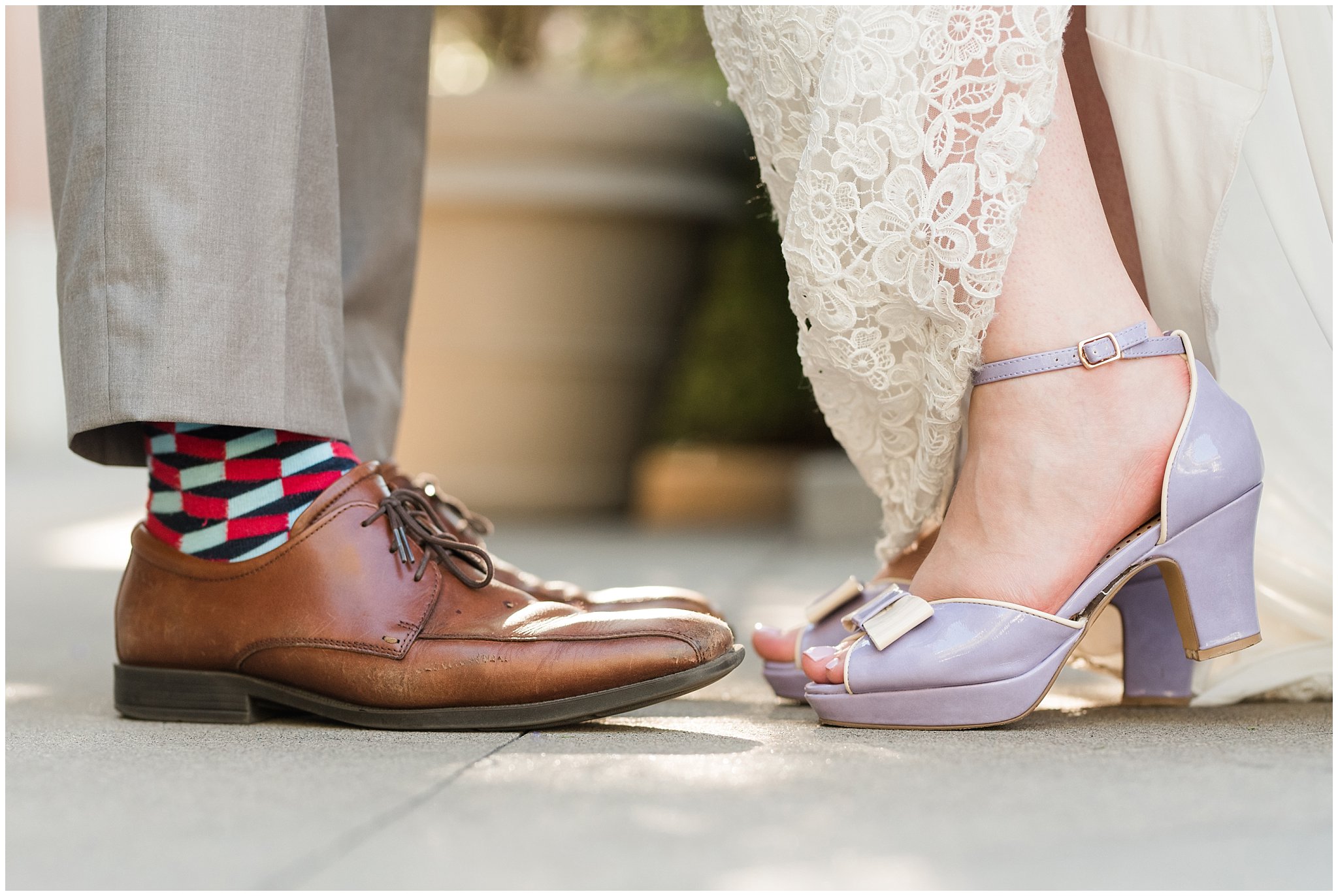 Bride and groom vintage themed wedding at Fountain View Event Venue at Farmington Station | Fountain View Event Venue and Bountiful Temple Wedding | Jessie and Dallin Photography