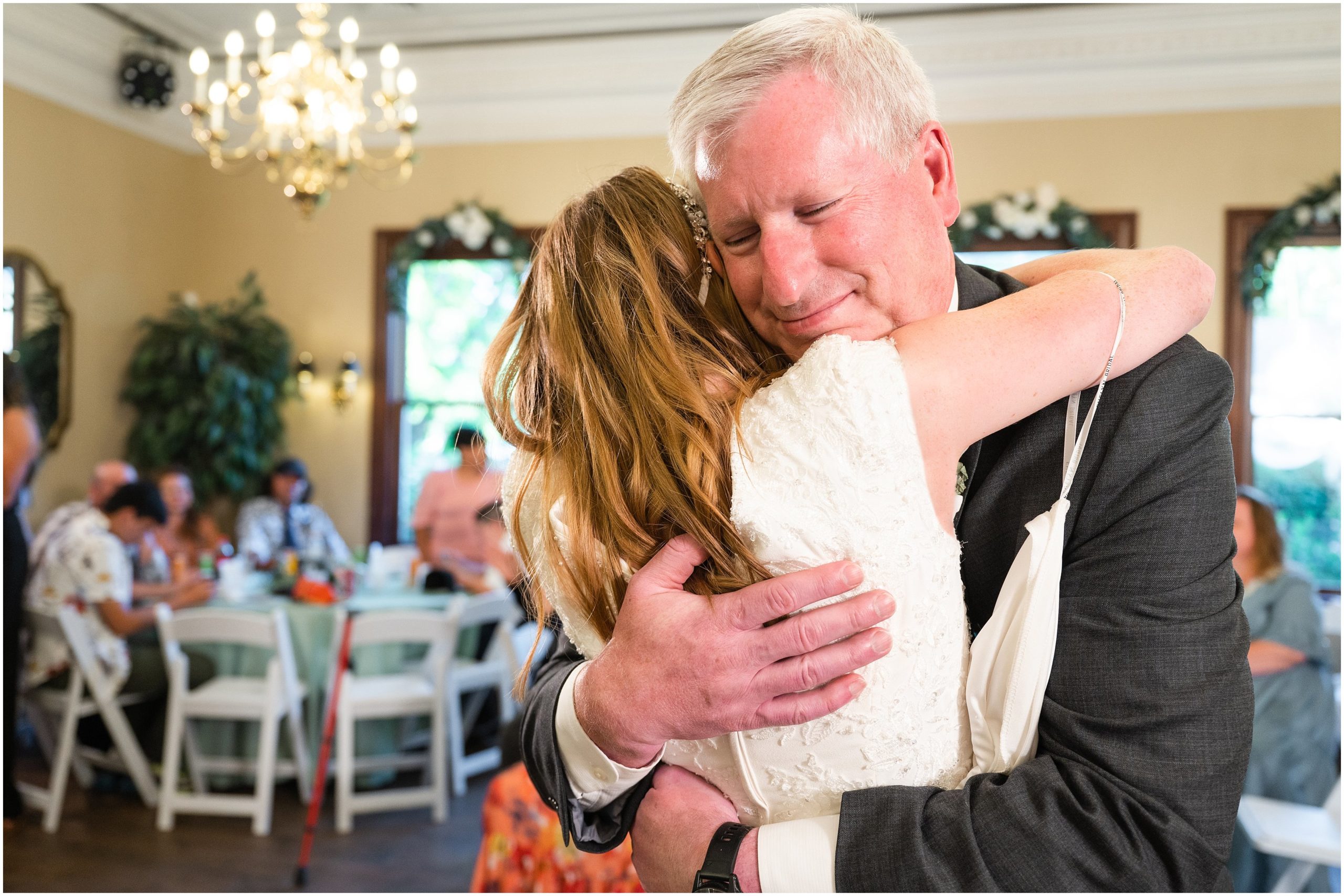 First dance and mother son father daughter dances | Payson Temple and White Willow Wedding | Jessie and Dallin Photography