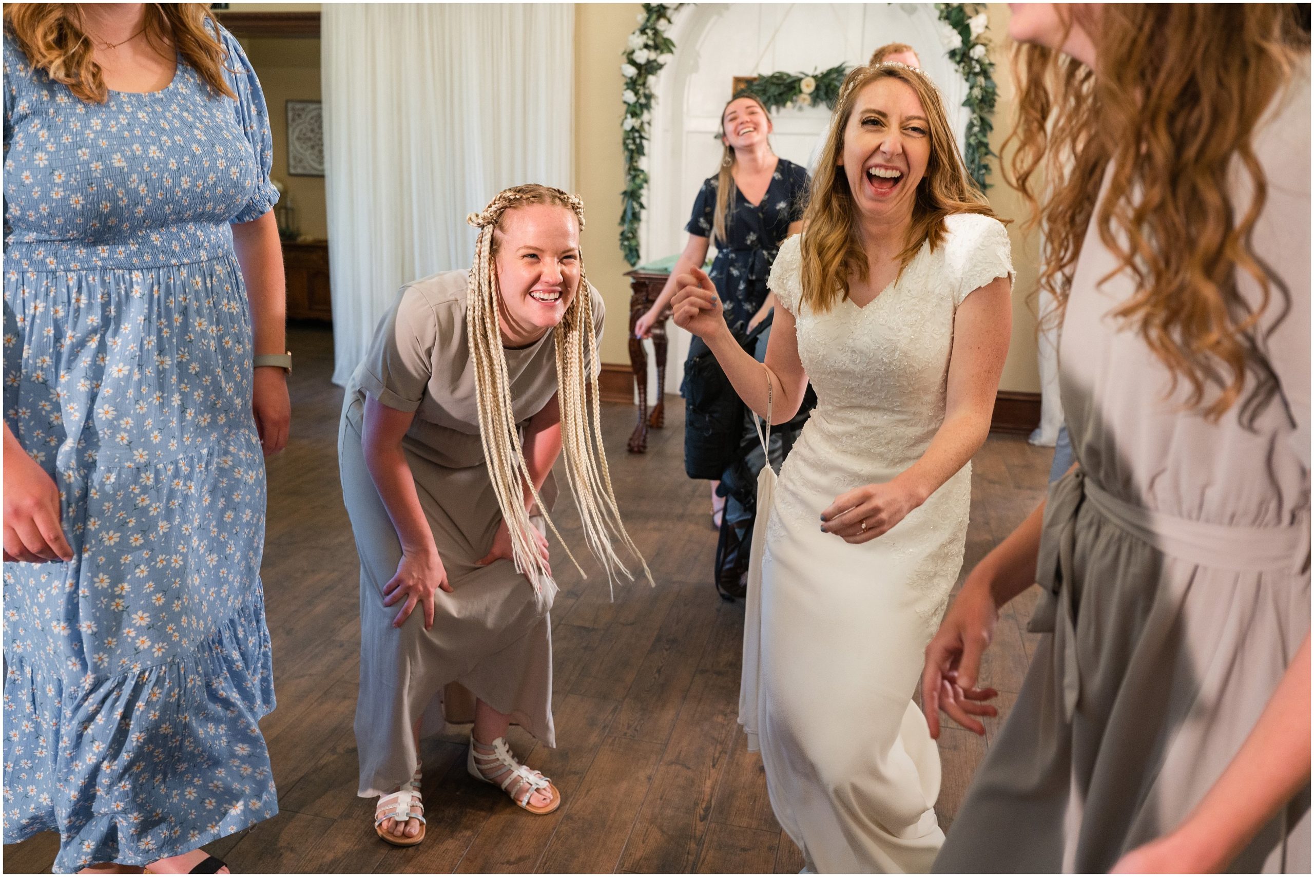Party and group dancing at reception | Payson Temple and White Willow Wedding | Jessie and Dallin Photography