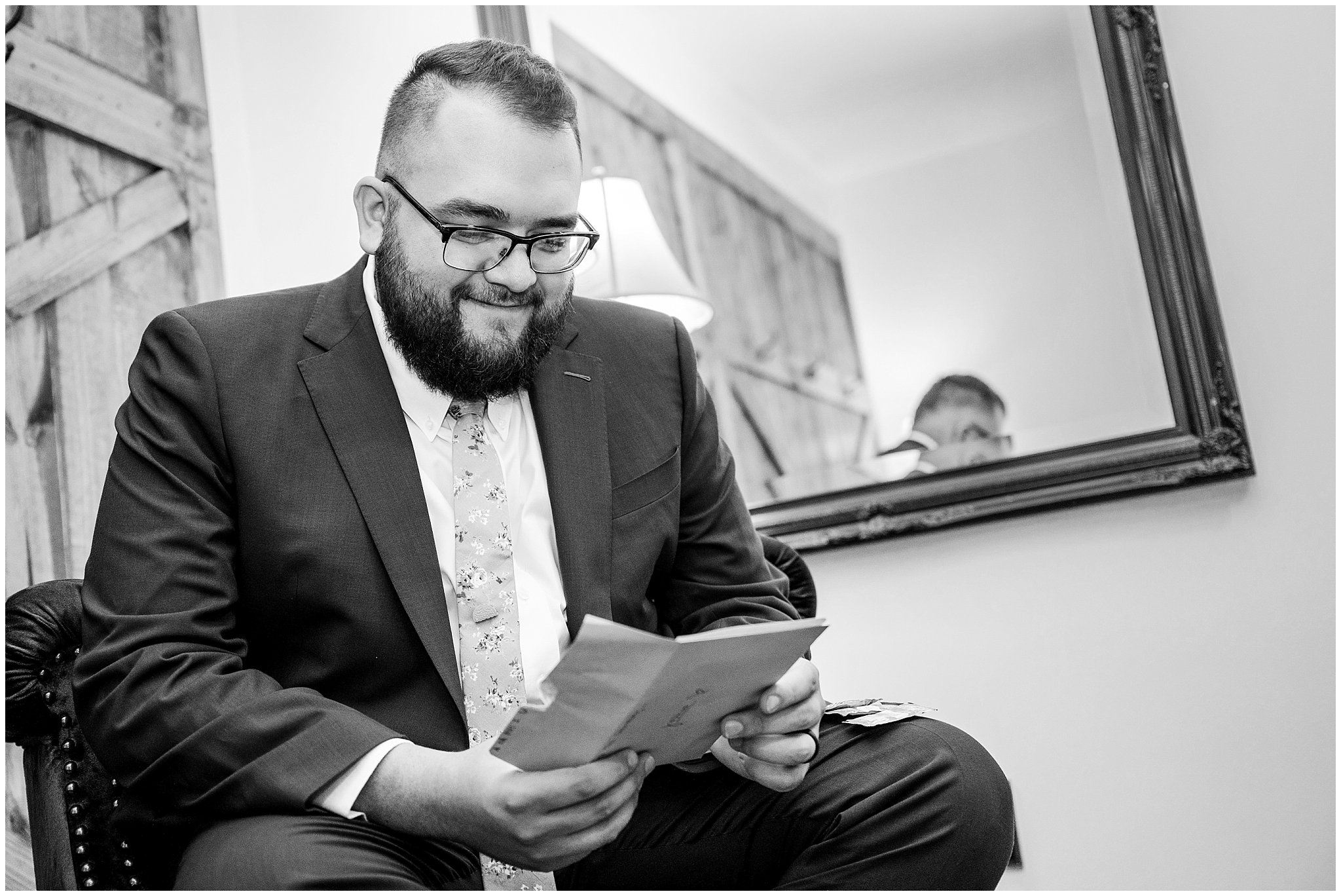 Groom getting ready with green suit, pink tie, and taco pin | Green and Salmon Pink Utah Wedding | Oak Hills | Jessie and Dallin Photography