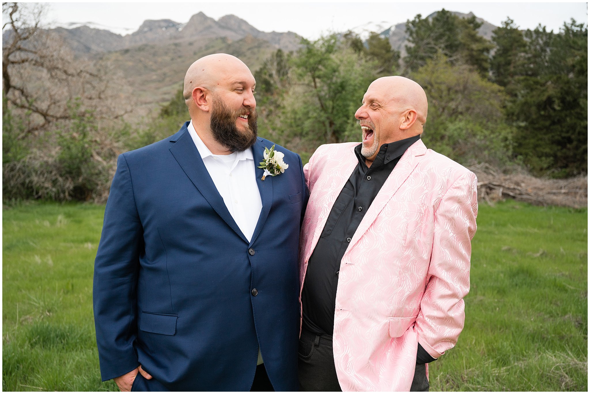 Family portrait moments | Spring Mountain Wedding at Oak Hills Utah