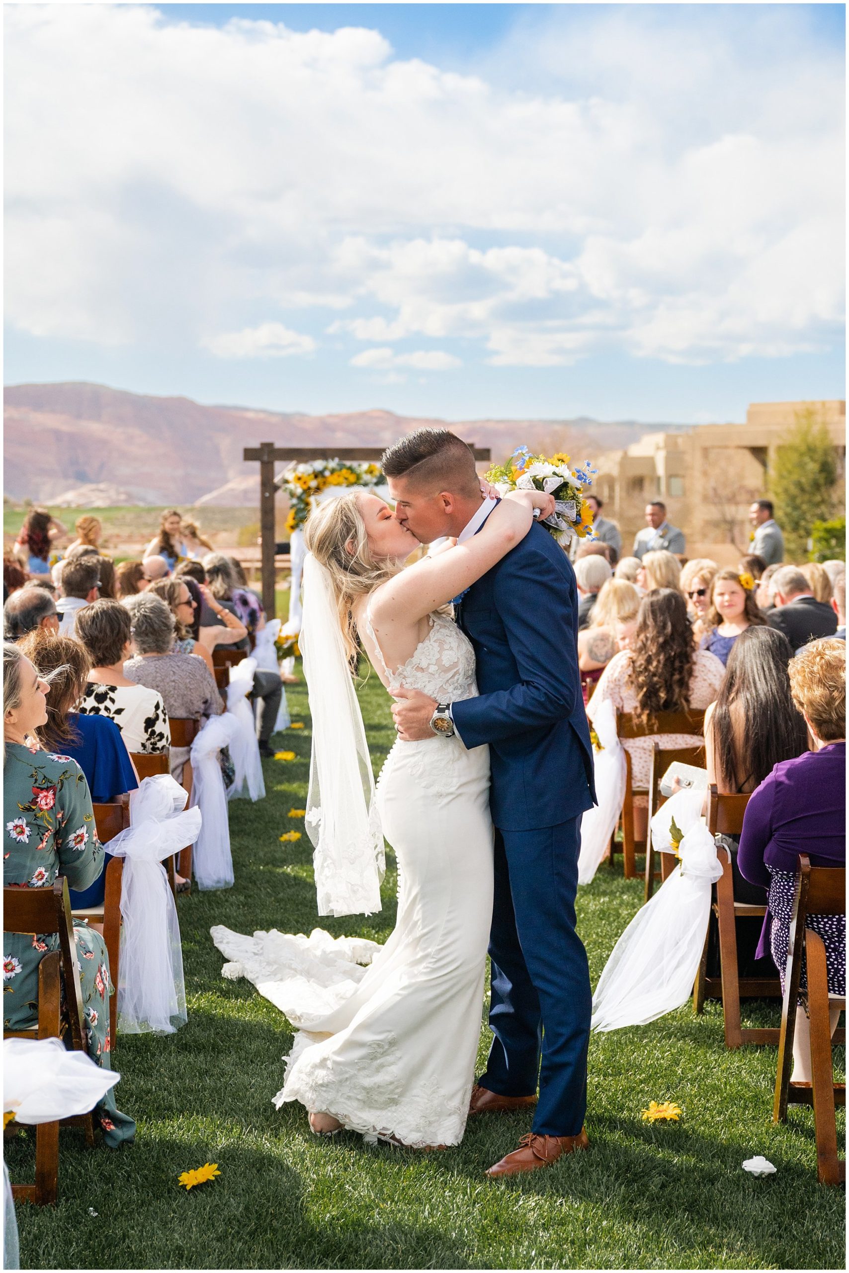 Wedding in the red rocks of southern Utah. Wedding ceremony.