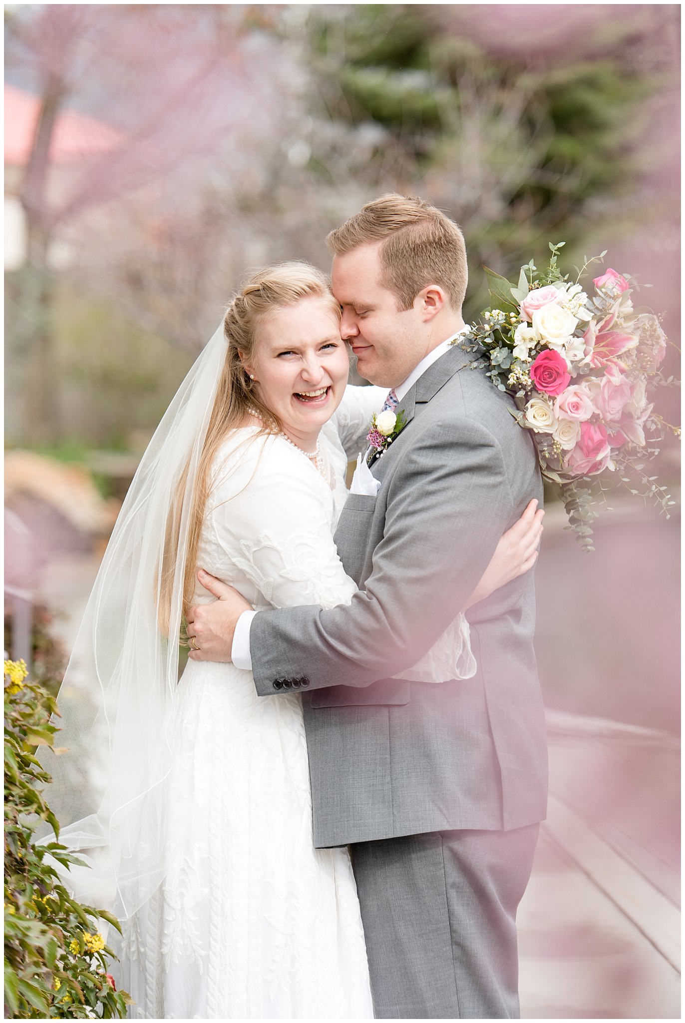 Eldrege Manor wedding reception | Spring Utah Wedding | Candid bride and groom photography