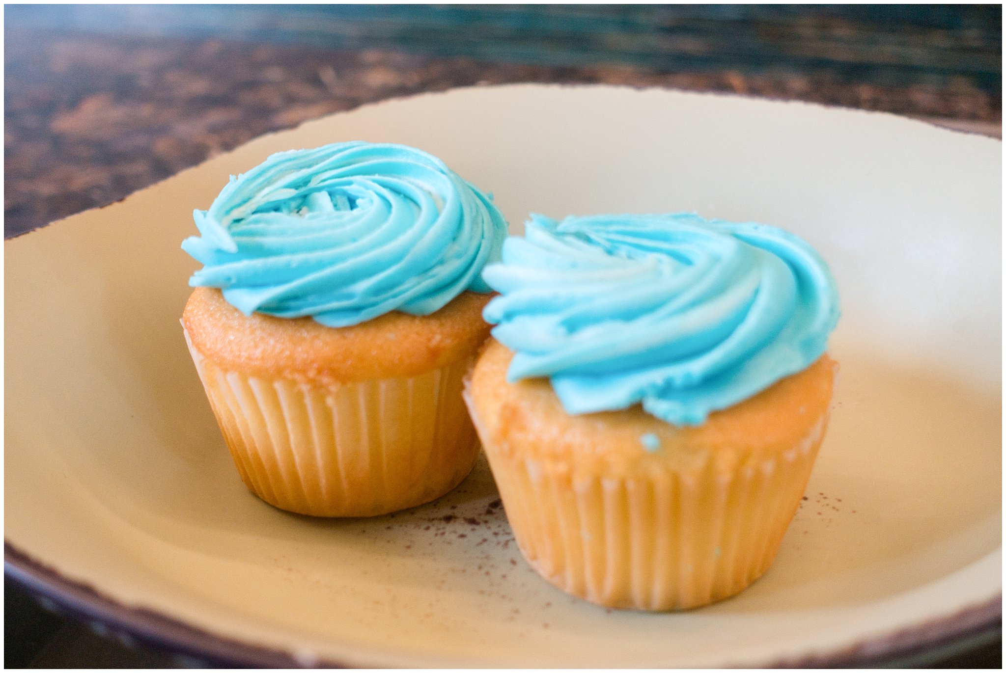 Pandora blue cupcakes