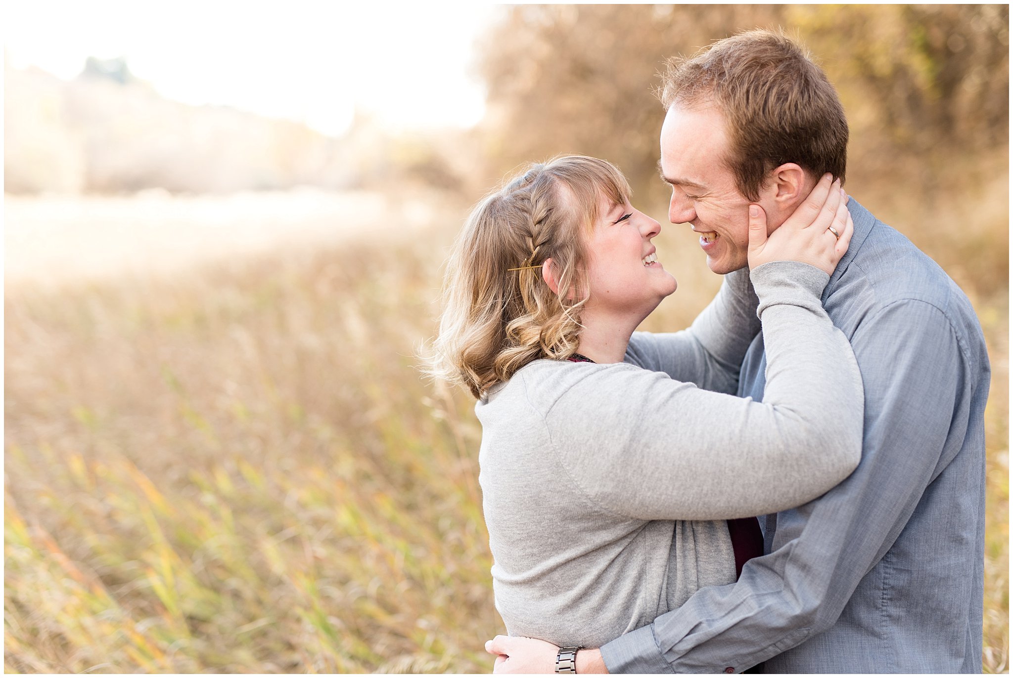 Couple going for a kiss in a field | Davis County Fall Engagement | Utah Wedding Photographers | Jessie and Dallin