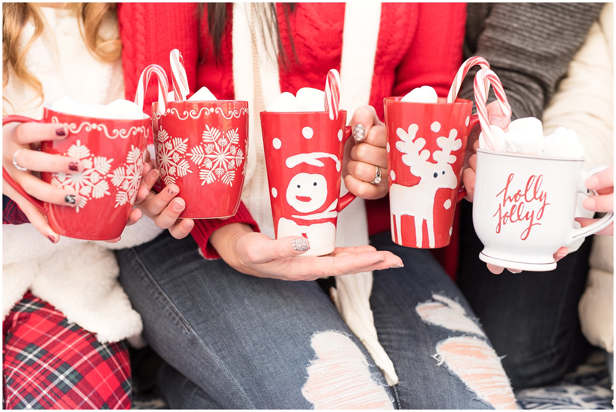 Cute red hot chocolate mugs for Christmas | Utah Family Christmas Photoshoot | Oak Hills Reception and Event | Jessie and Dallin Photography