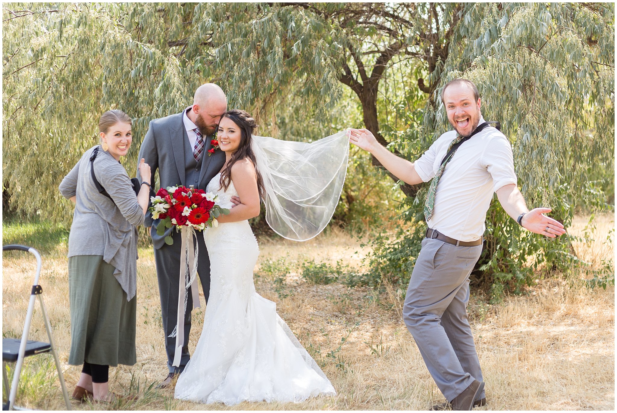 Utah Photographers with bride and groom during outdoor wedding | Husband and Wife Photography Team | Jessie and Dallin Photography