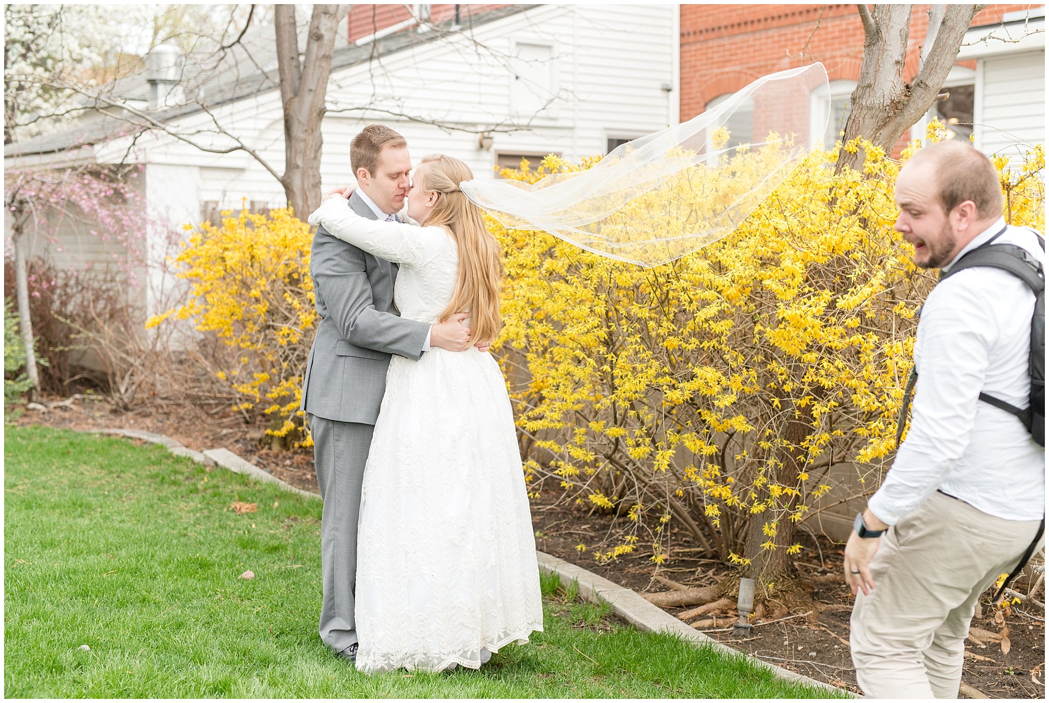 Utah Photographers at Eldredge Manor | Husband and Wife Photography Team | Jessie and Dallin Photography