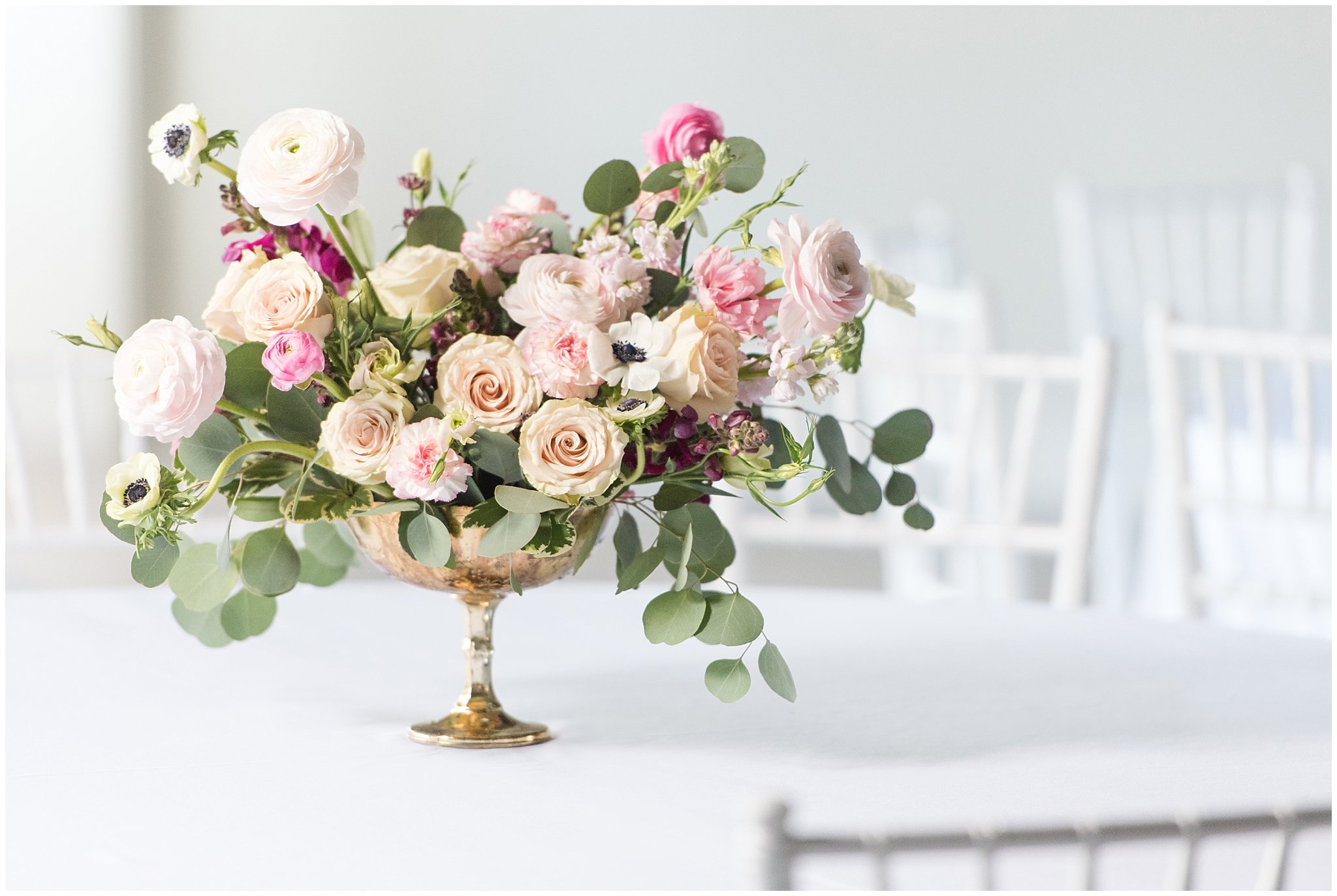 Wedding table centerpiece with shades of white and pink | Dancing Daisies Floral | Jessie and Dallin Photography