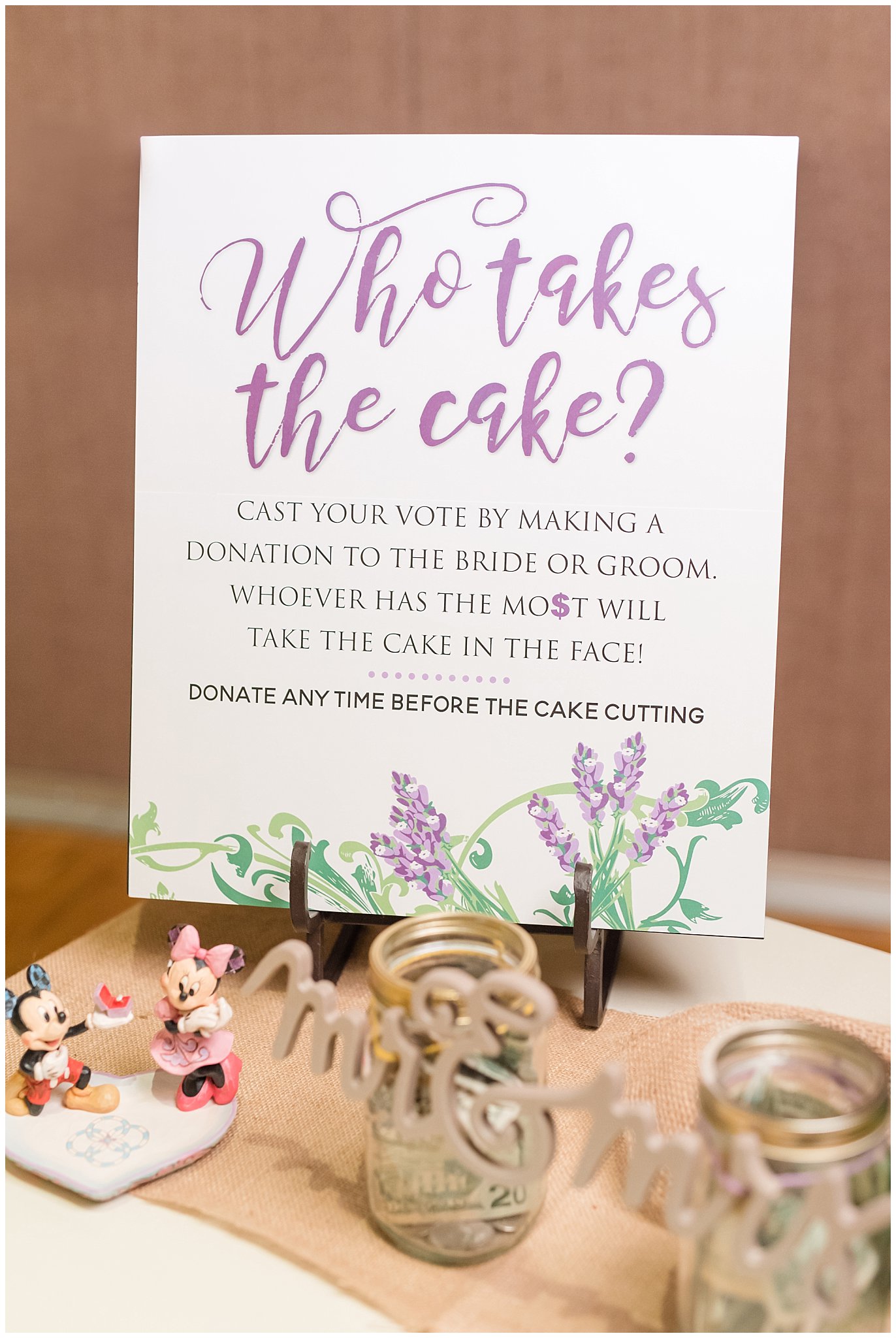 Cake challenge during wedding reception | Fun reception ideas | Utah Wedding | Jessie and Dallin Photography