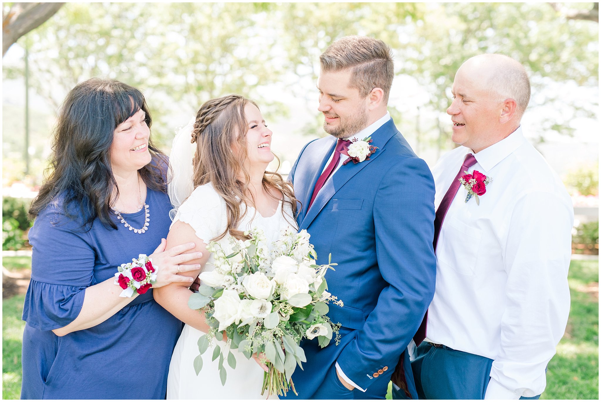 Family Portraits after temple wedding | Summer Bountiful Temple Wedding | Jessie and Dallin Photography