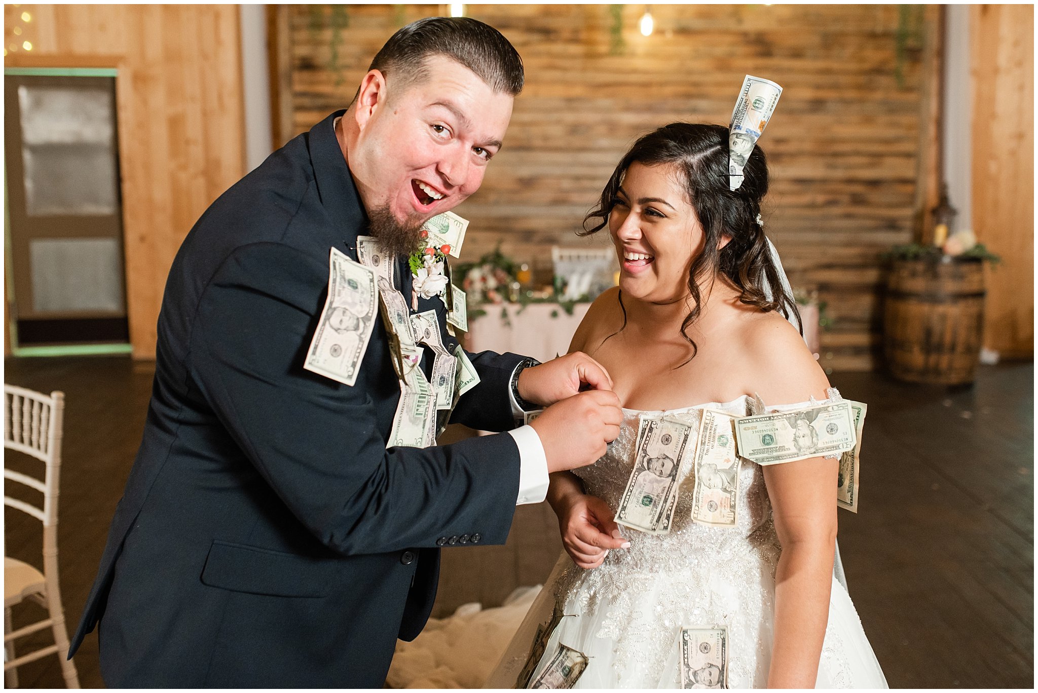 Money dance during wedding | Rustic Mountain Destination Wedding at Oak Hills Utah | Jessie and Dallin Photography