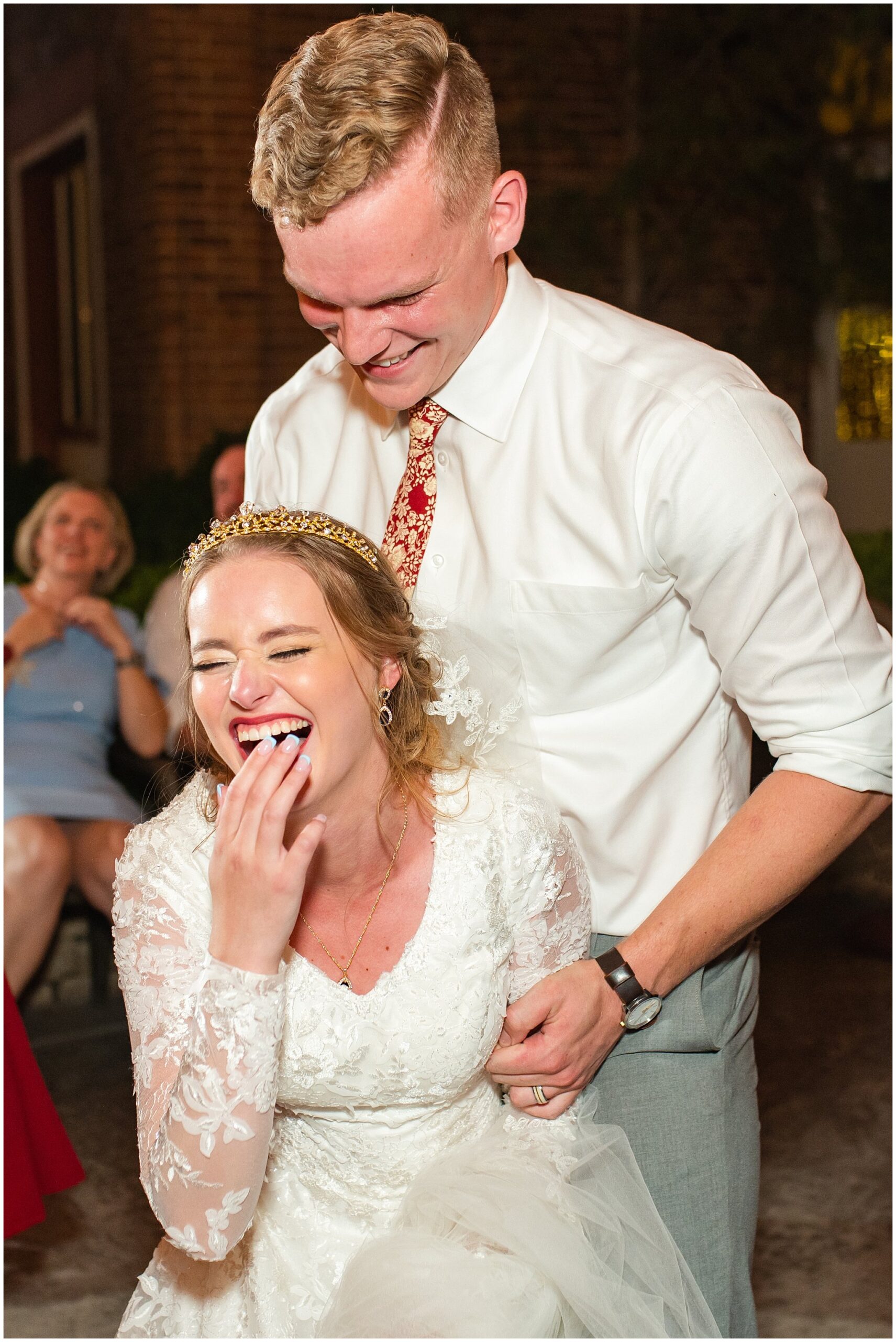 Wedding reception dances outside at Eldredge Manor | Bountiful Temple and Eldredge Manor Wedding | Jessie and Dallin Photography